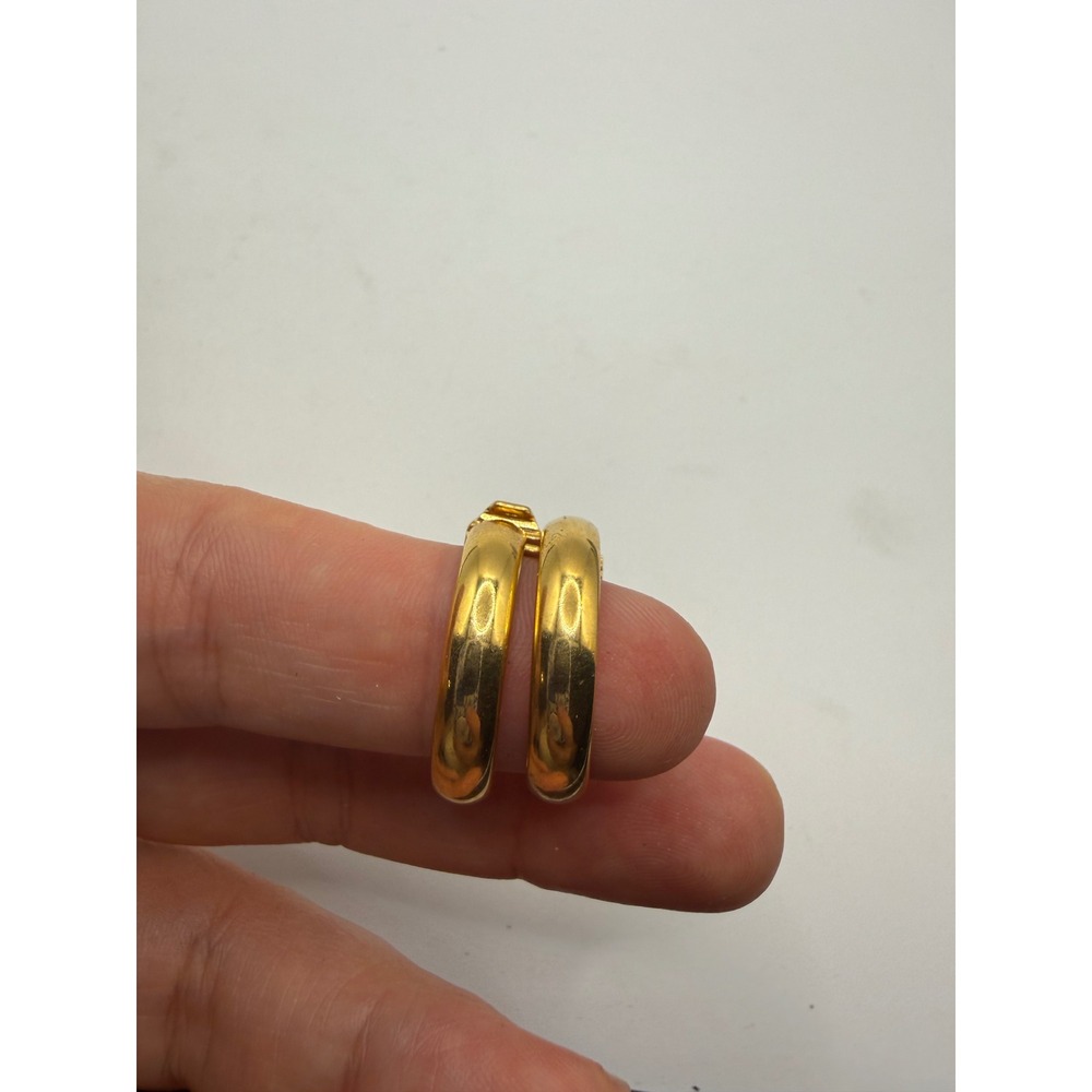 Monet Gold Tone Clip On Hoop Earrings Vintage Polished Classic Jewelry